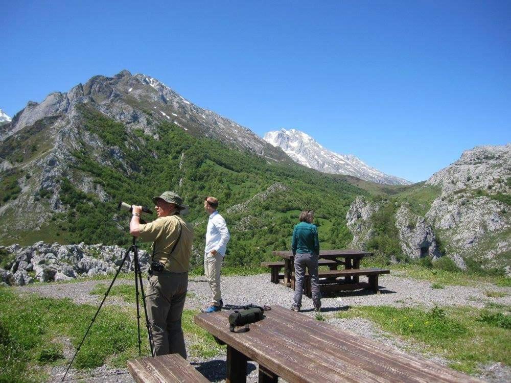 Отель Hosteria Picos De Europa Потес Экстерьер фото