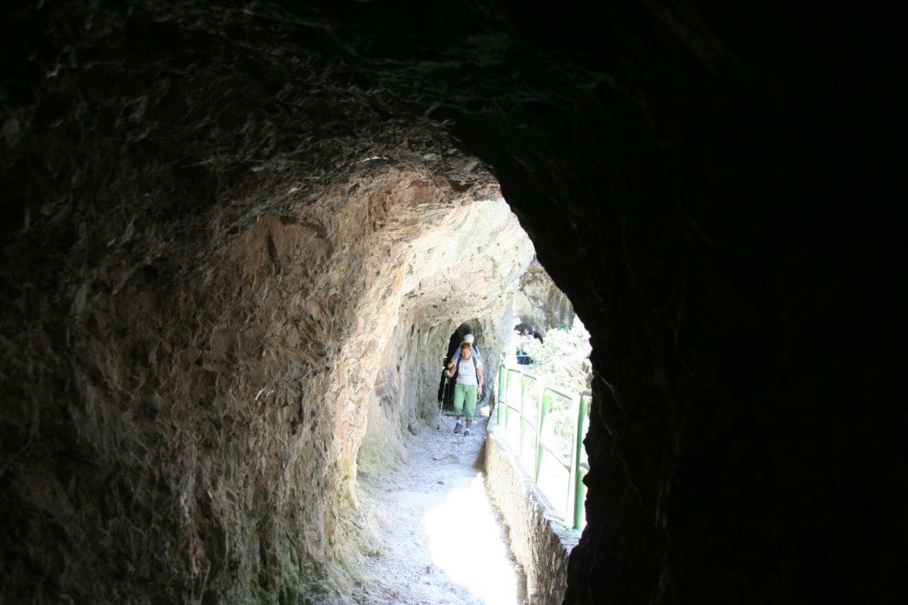 Hosteria Picos De Europa Потес Экстерьер фото