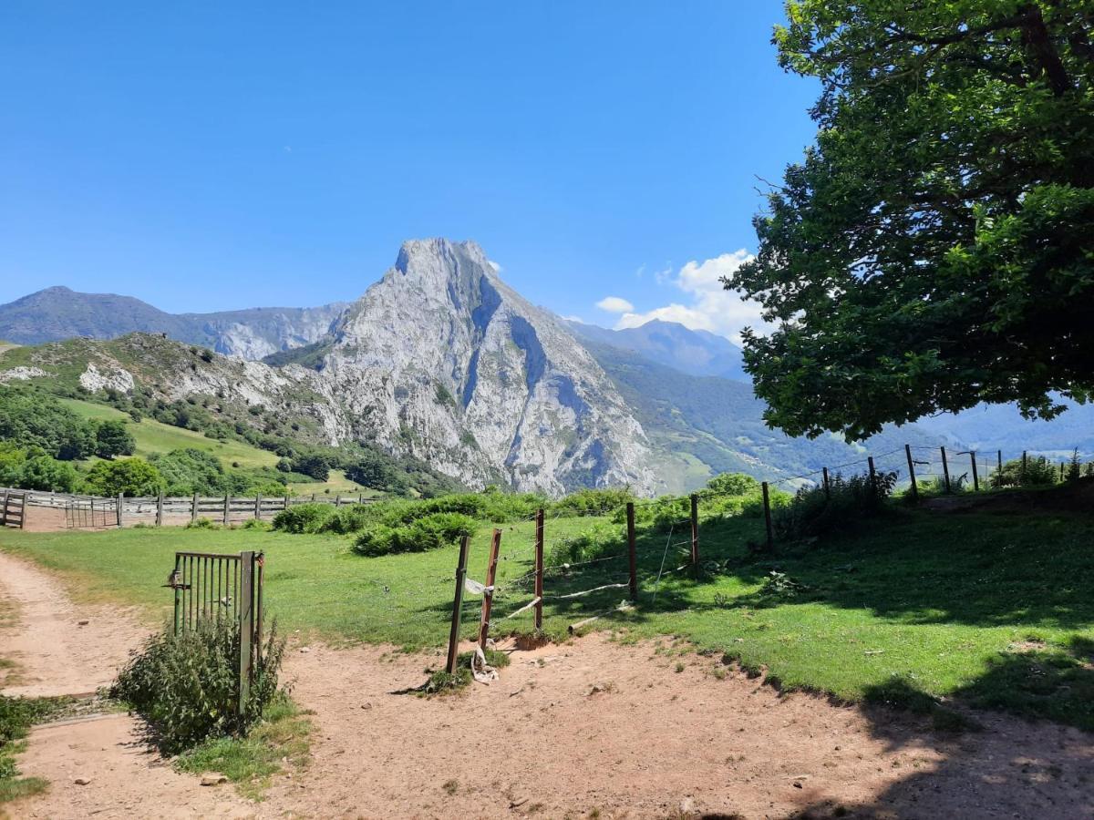 Hosteria Picos De Europa Потес Экстерьер фото